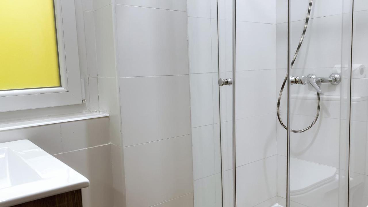 Iturriaga Ostatua Self Check In Hotel Bilbao Luaran gambar